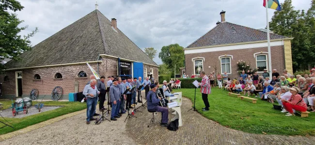 Muziek aan de Middenweg