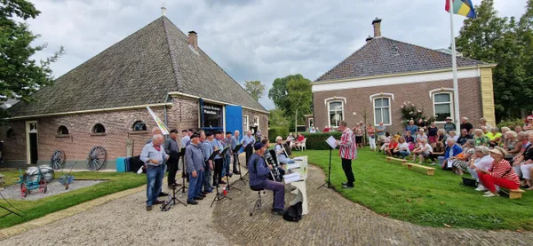 Muziek aan de Middenweg